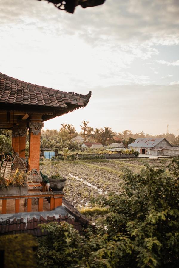 Mandala Desa Otel Sukawati Dış mekan fotoğraf