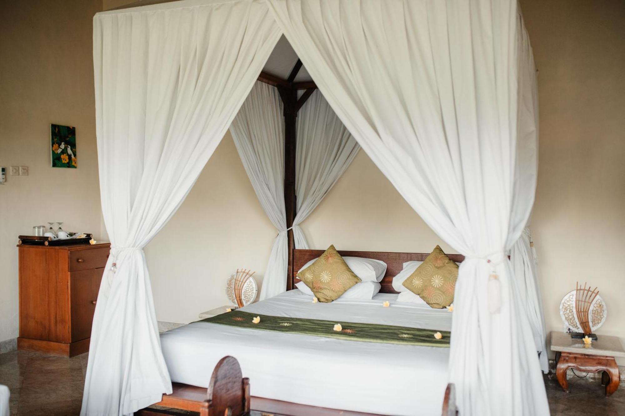 Mandala Desa Otel Sukawati Dış mekan fotoğraf