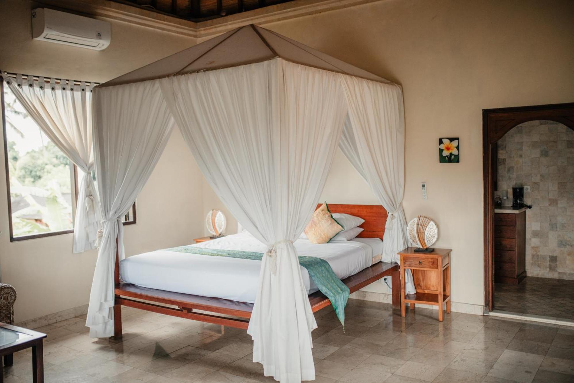 Mandala Desa Otel Sukawati Dış mekan fotoğraf