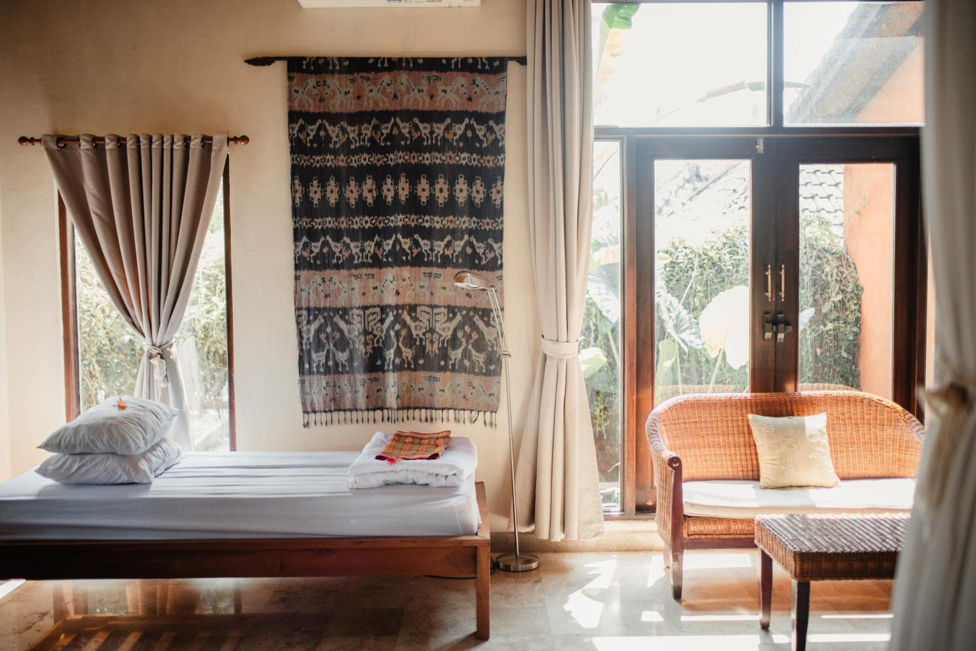 Mandala Desa Otel Sukawati Dış mekan fotoğraf